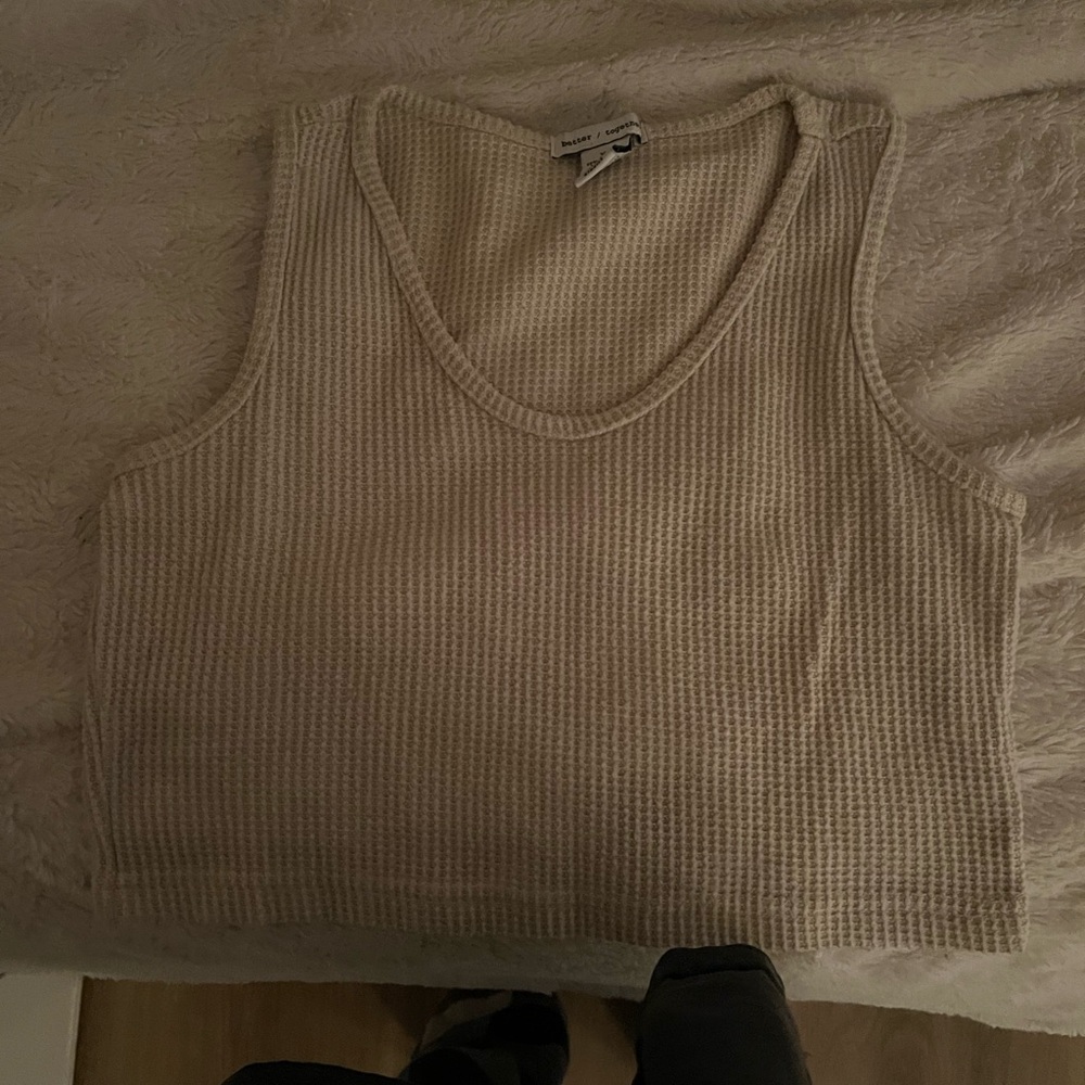 Cropped tank